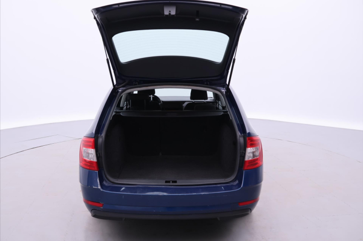 Škoda Octavia 1,6 TDI CZ Klimatizace DPH