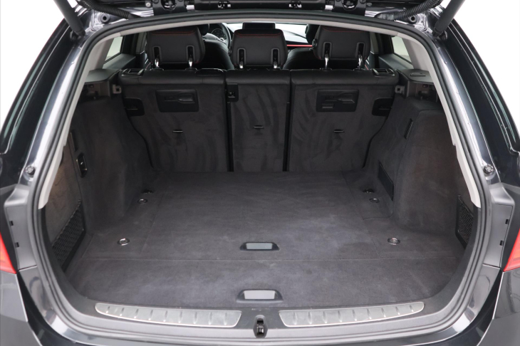 BMW Řada 3 3,0 330d 210kW Aut. xDrive