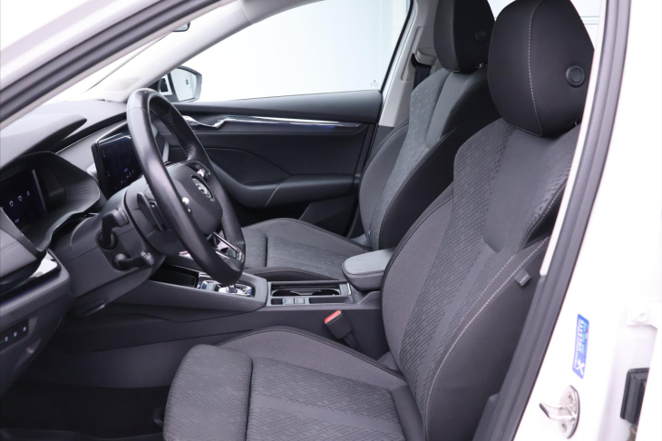 Škoda Octavia 2,0 TDI 110kW DSG Style CZ DPH