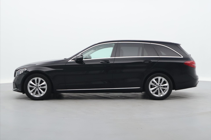Mercedes-Benz Třídy C 2.0 220d 143kW Aut. LED