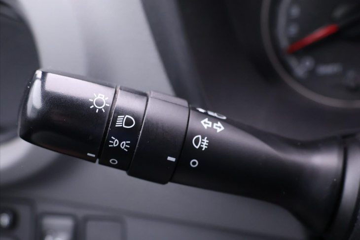 Toyota Yaris 1,0 VVT-i 51kW Entry Serv. kniha