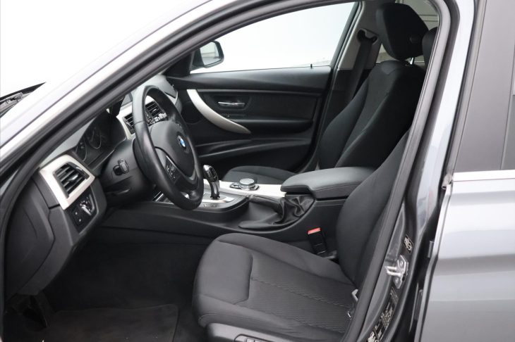 BMW Řada 3 2,0 320 XDrive 135kW Aut.