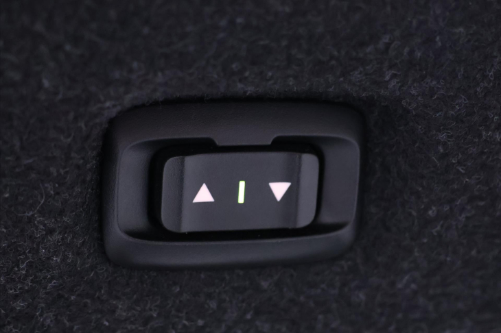 BMW Řada 4 2,0 135 kW Modern Line Cabrio