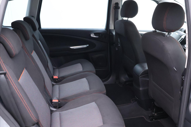 Ford S-MAX 2,0 TDCi 103kW Klima Navi CZ