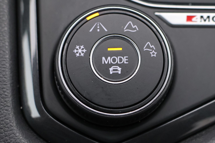 Volkswagen Tiguan Allspace 2,0 TSI 162kW DSG 4M LED 1.Maj