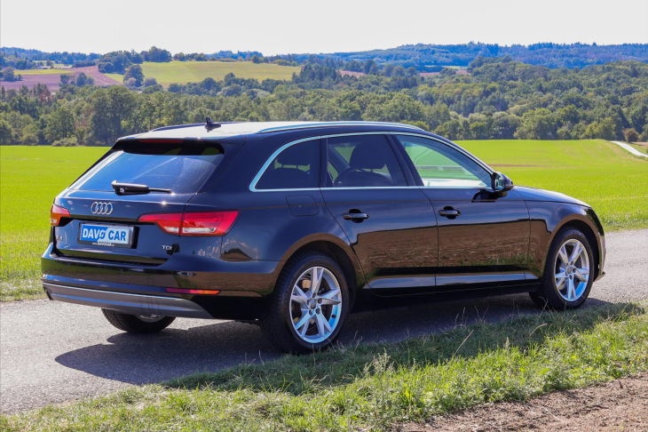 Audi A4 2,0 TDI 110kW Sport Navi Xenon