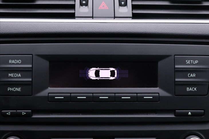 Škoda Octavia 1,4 103 kW AUT Elegance CZ