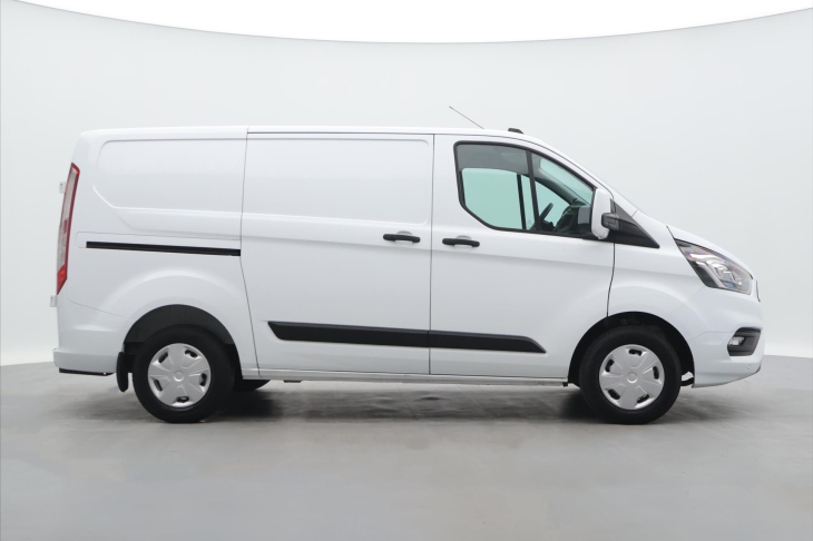Ford Transit Custom 2,0 TDCi 96 kW Dílna DPH Tažné