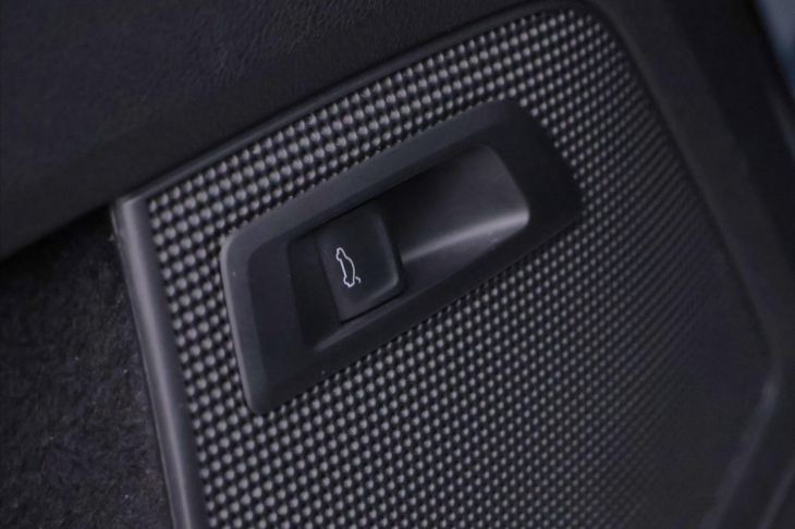 Škoda Kodiaq 2,0 TDI DSG 4x4 7-Míst Scout