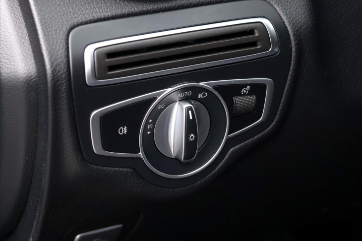 Mercedes-Benz Třídy C 2,0 220d Aut. Avantgarde