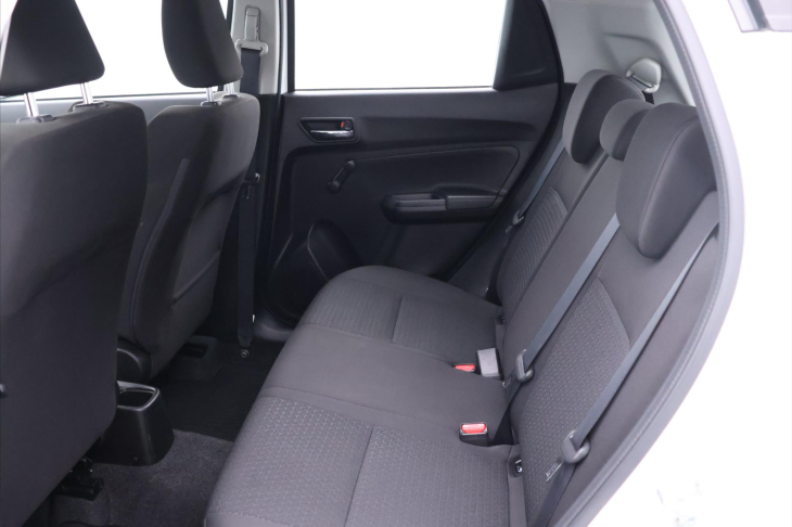 Suzuki Swift 1,2 i 61 kW Klima CZ