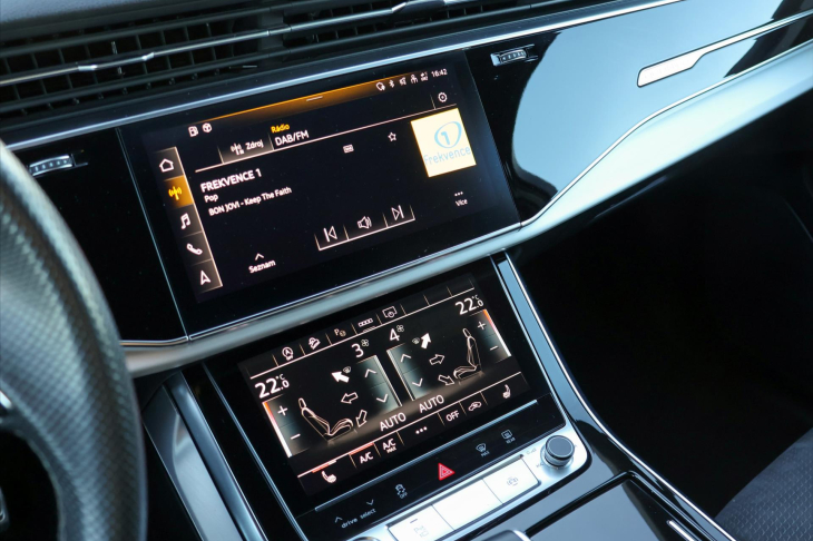 Audi Q7 3,0 TDI quattro tiptronic S line