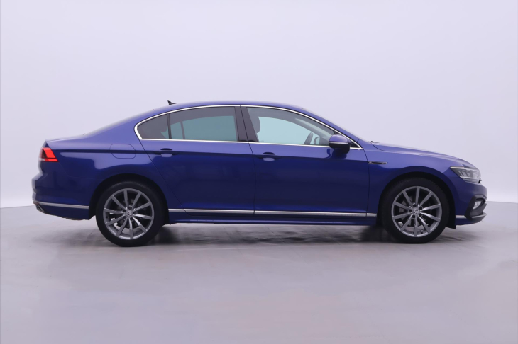 Volkswagen Passat 2.0 TSI 140kW R-Line CZ LED
