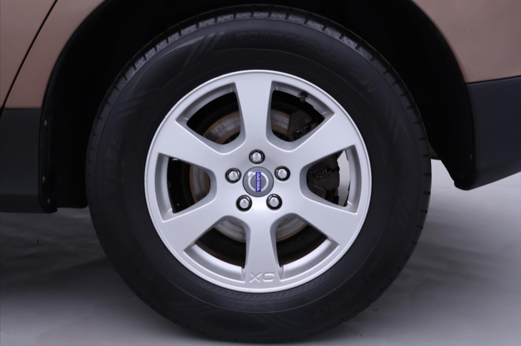 Volvo XC60 2,4 D5 151kW AWD Kinetic CZ