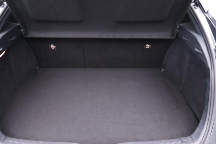 Toyota C-HR 2,0 E-CVT 112kW Executive