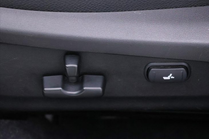 Subaru Outback 2,0 D 110kW Aut. 4X4 Kůže