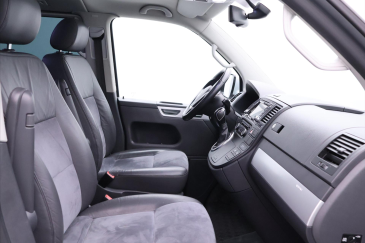 Volkswagen Multivan 2,0 TDI DSG 4M CZ Highline