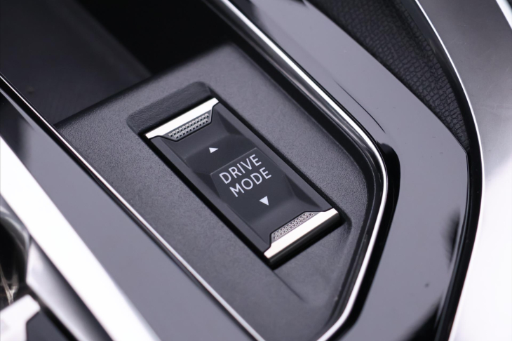 Peugeot 5008 2,0 BlueHDI 130kW CZ 1.Maj. GT