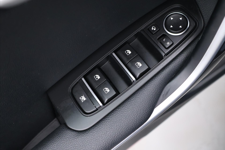 Kia XCeed 1,5 T-GDi 118kW Exclusive CZ