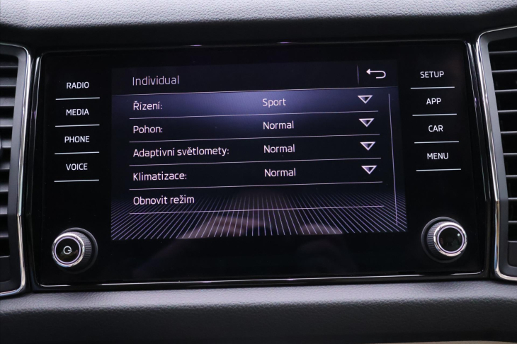 Škoda Kodiaq 2,0 TSI DSG 4x4 CZ Style 7Míst