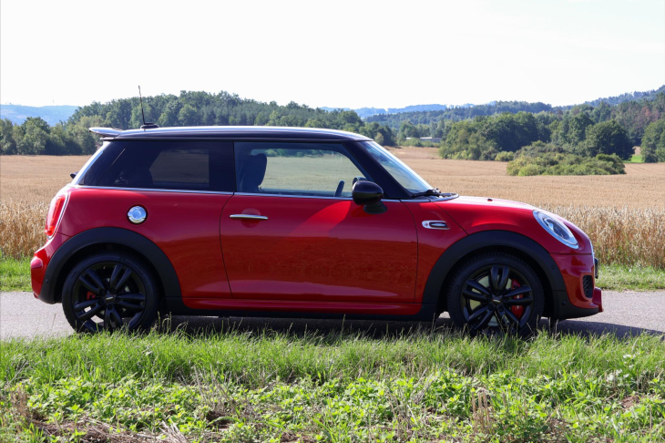 Mini Cooper 2,0 JCW 170kW Automat H/K LED