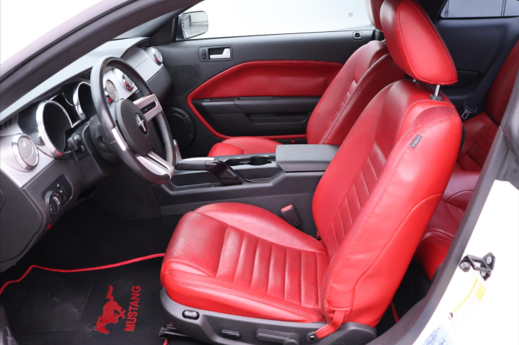 Ford Mustang 4,6 GT 224kW Ford Racing USA