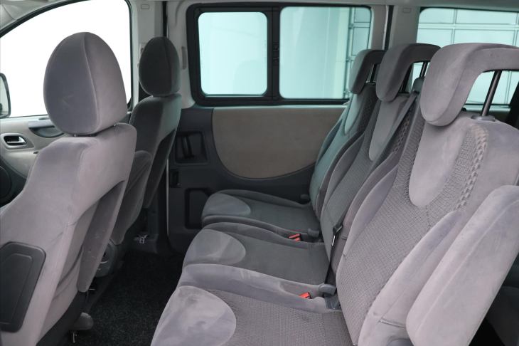 Fiat Scudo 2,0 JTD 120 kW 8-Míst Long