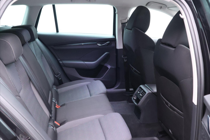 Škoda Octavia 2,0 TDI 85kW Ambition CZ