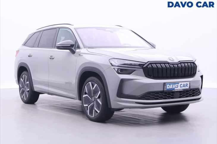 Škoda Kodiaq 2,0 TDI DSG 4x4 Sportline 7-Míst