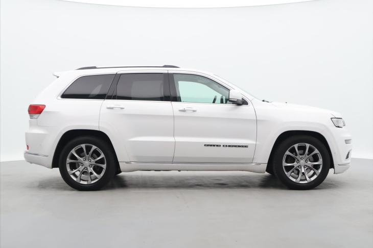 Jeep Grand Cherokee 3,0 V6 184kW Summit 4WD PANO