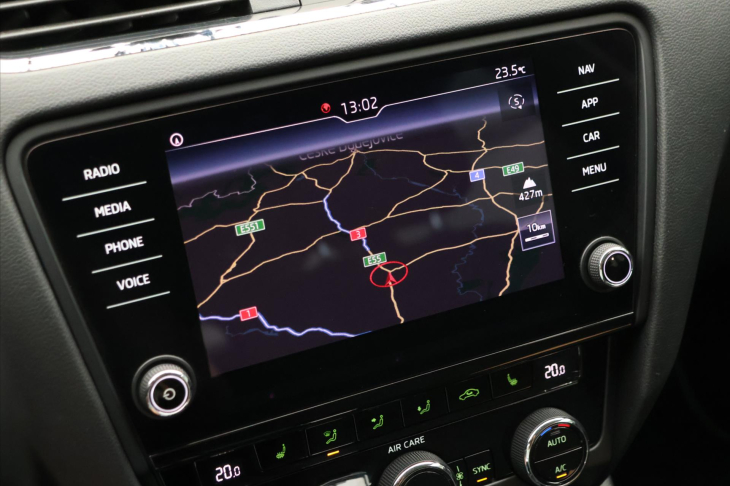 Škoda Octavia 1,6 TDi 85 kW Style Tažné Klima