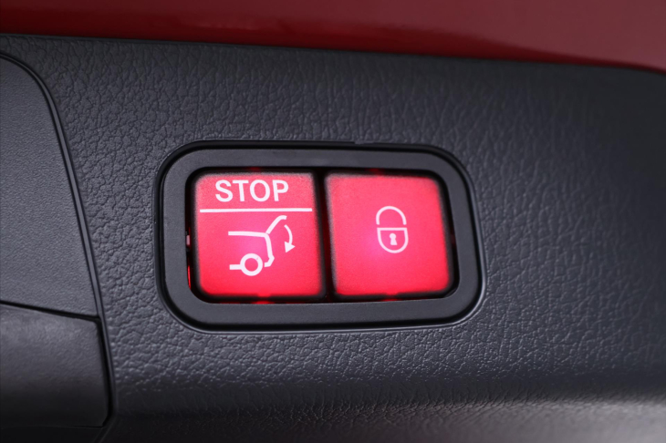 Mercedes-Benz GLB 2,0 200d 4MATIC AMG Premium+