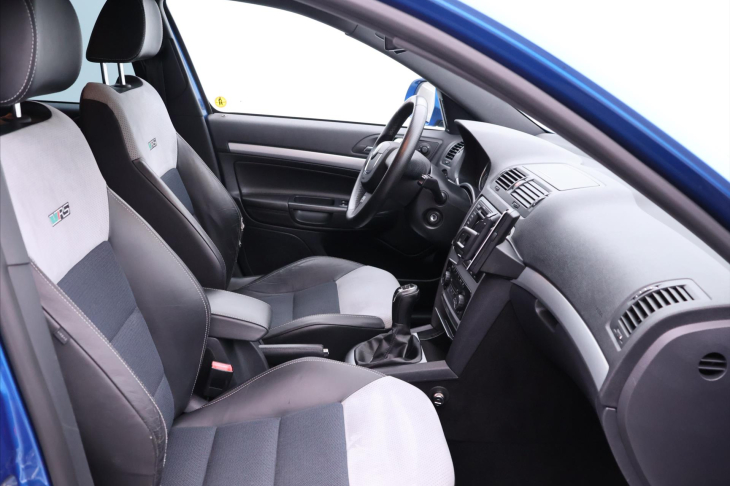 Škoda Octavia 2,0 TSI 147kW Serv.Kniha RS