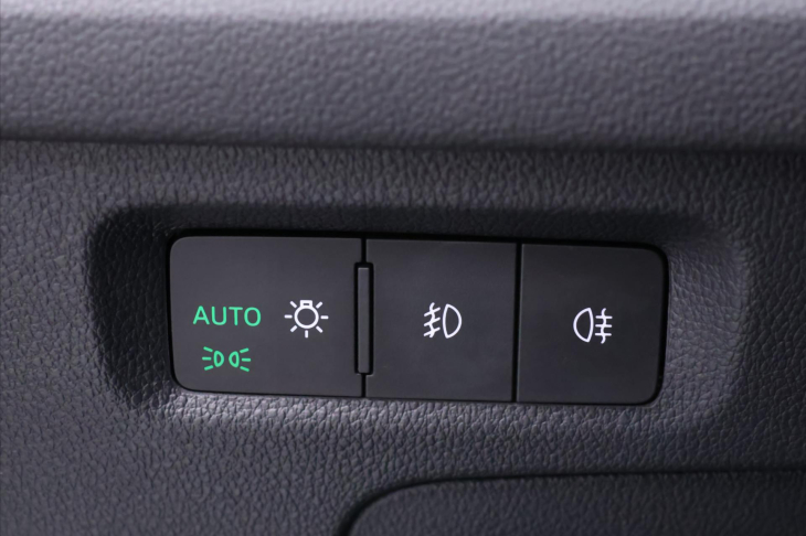 Škoda Octavia 2,0 TDI 85kW CZ DPH Ambition