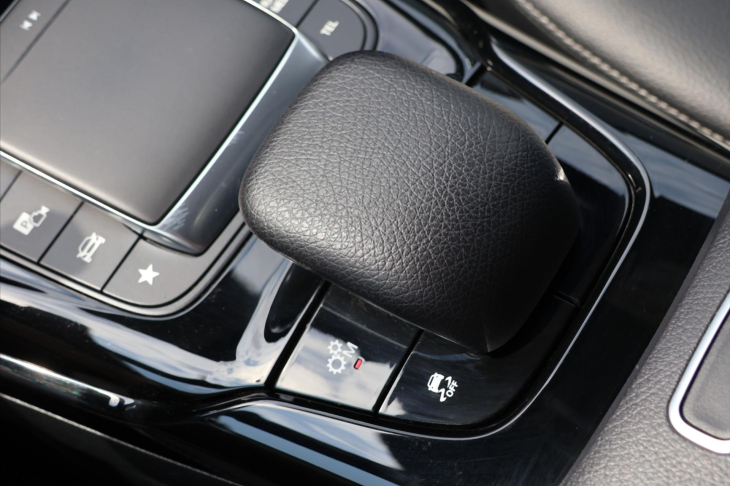Mercedes-Benz CLA 2,0 35 AMG 225kW 4Matic DPH CZ