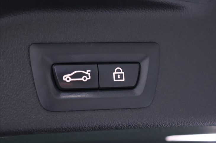 BMW X5 3,0 195kW xDrive Kůže Laser 30d