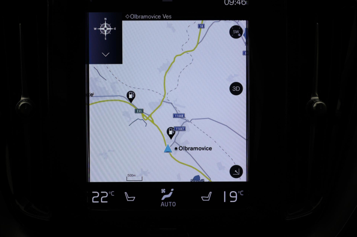 Volvo XC60 2,0 145 kW D4 AWD Momentum