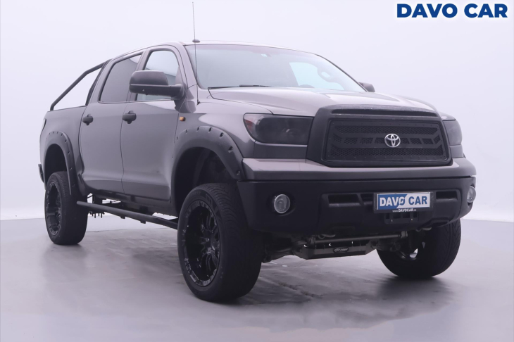 Toyota Tundra 5,7 V8 HEMI 285kW 4x4