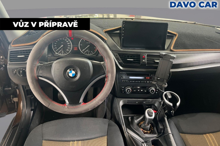 BMW X1 2,0 118d 105kW Klima