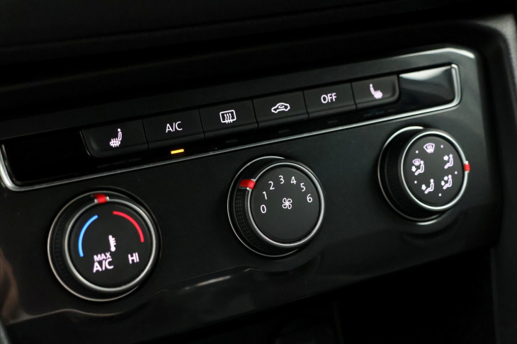 Volkswagen Tiguan 2,0 TDI Comfortline ACC Serv.k