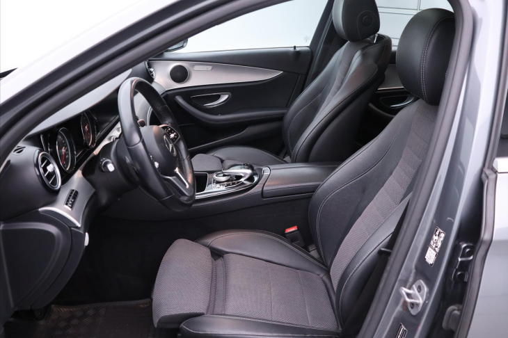 Mercedes-Benz Třídy E 2,9 400d 250KW 4Matic FULL LED