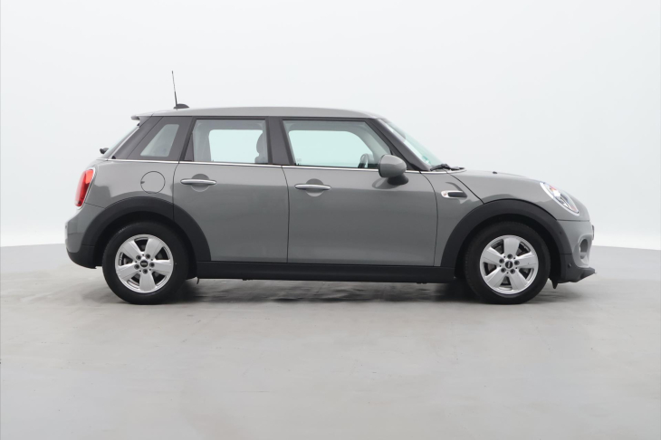 Mini Cooper 1,5 100 kW 1.Maj. Aut.klima