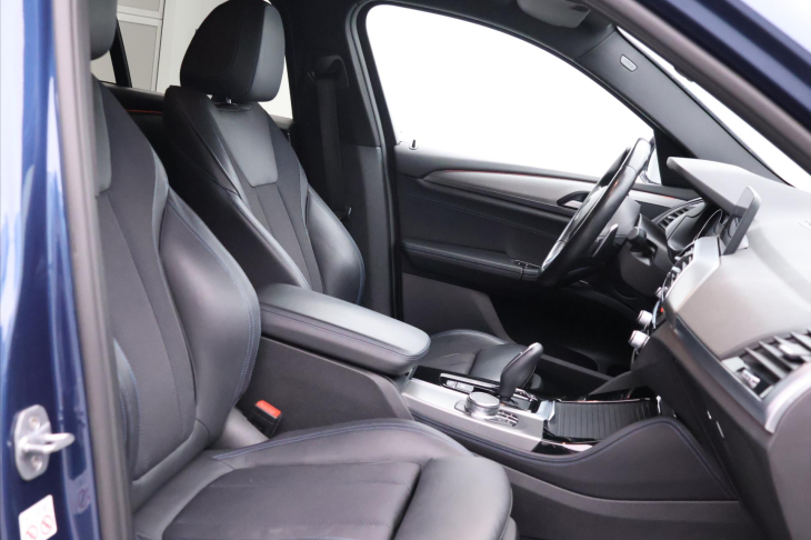 BMW X4 2,0 20xD 140kW CZ M-Sport LED