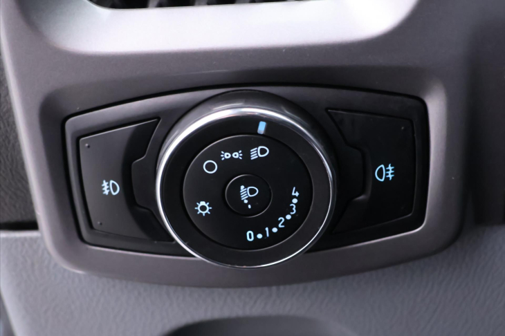 Ford Transit Custom 2,0 TDCI Navi 9-Míst DPH L2