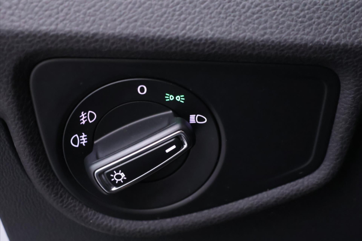 Volkswagen Touran 1,4 TSI 110kW DSG Join 7-Míst