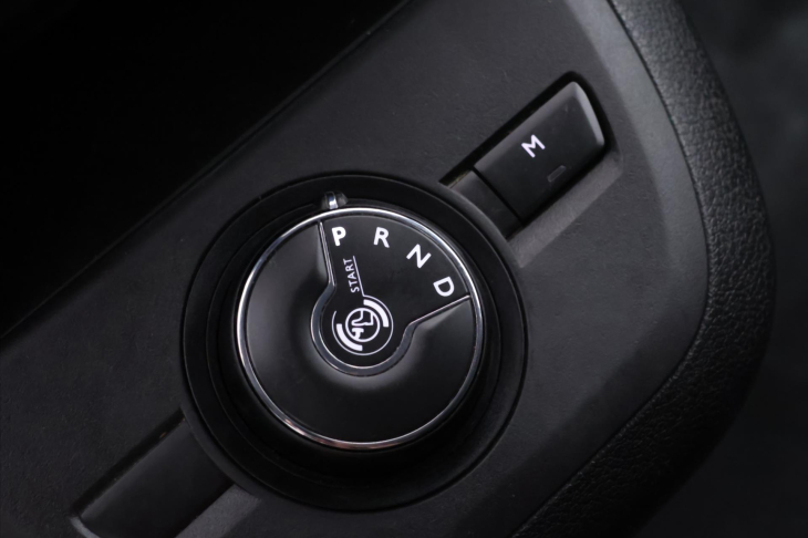 Peugeot Traveller 2,0 130kW Aut. CZ 8-Míst L3