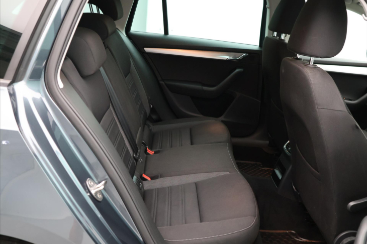 Škoda Octavia 1,6 TDI 85kW Ambition