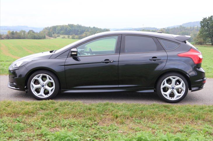 Ford Focus 2,0 Ecoboost 183kW 54tis.Km ST