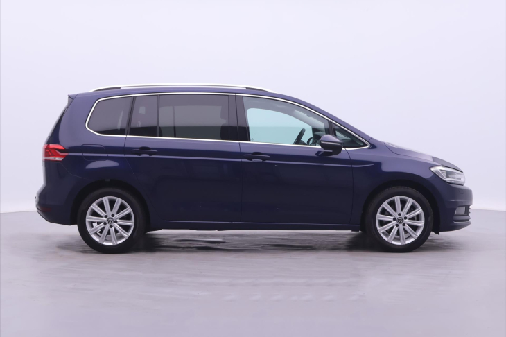 Volkswagen Touran 2,0 TDI DSG Highline 7Míst DPH