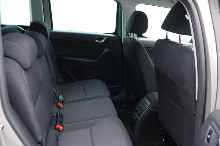 Škoda Yeti 2,0 TDI 103kW DSG 4x4 Xenon